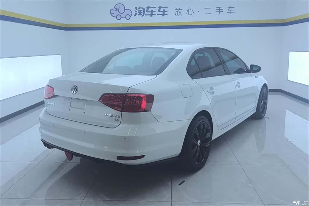 Volkswagen Sagitar, 2017 3