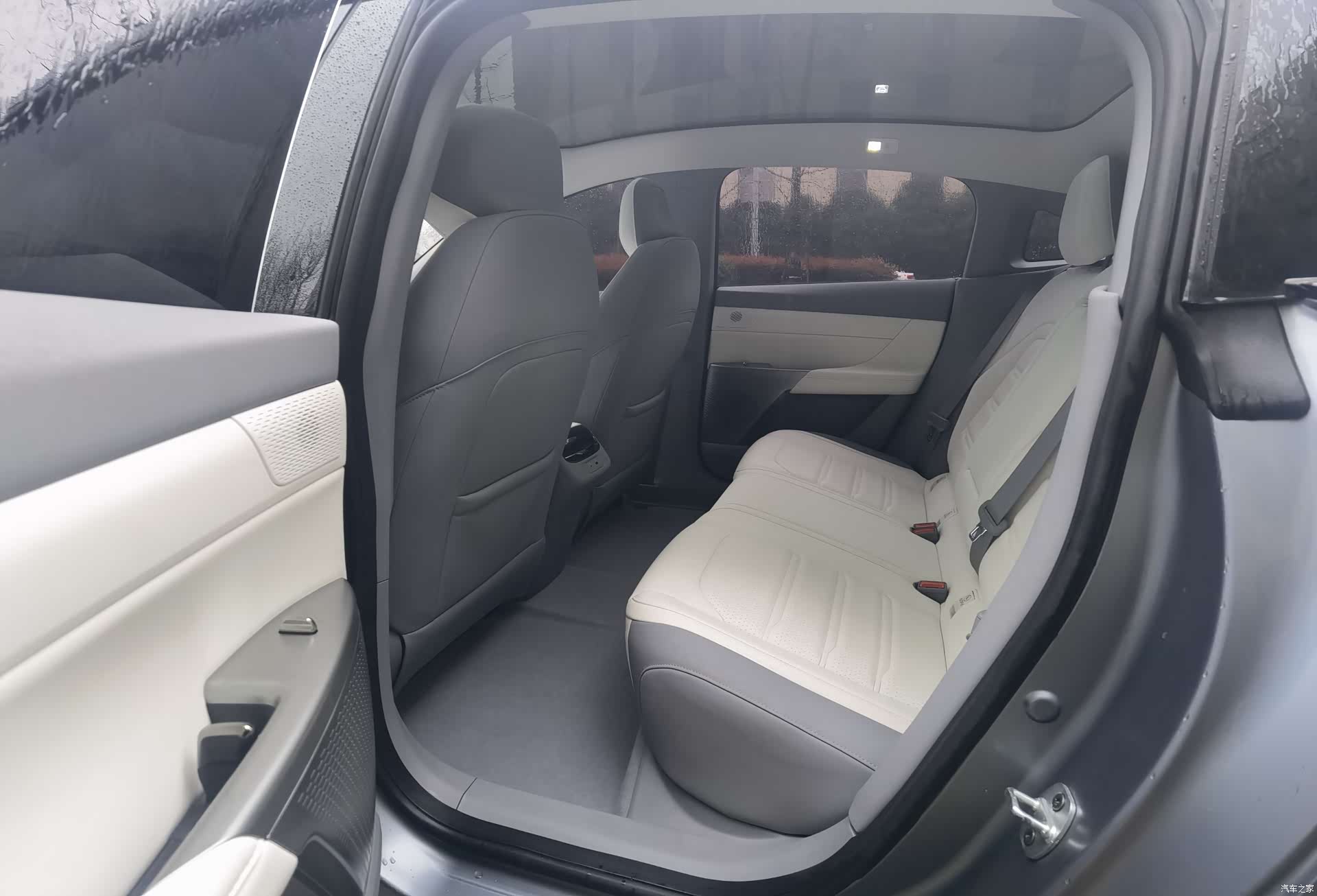 DongFeng eπ007, 2024 все фото