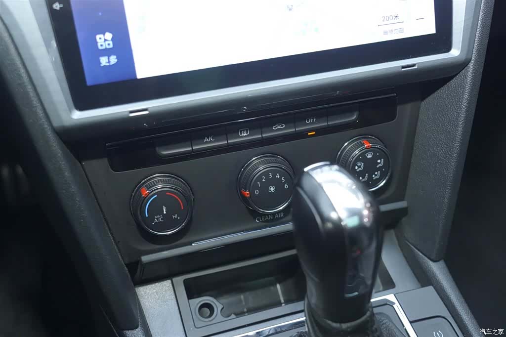 Volkswagen Lamando, 2017 8