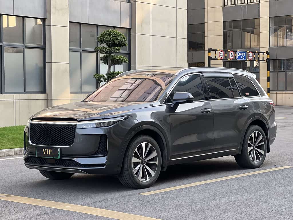 Li Auto ONE