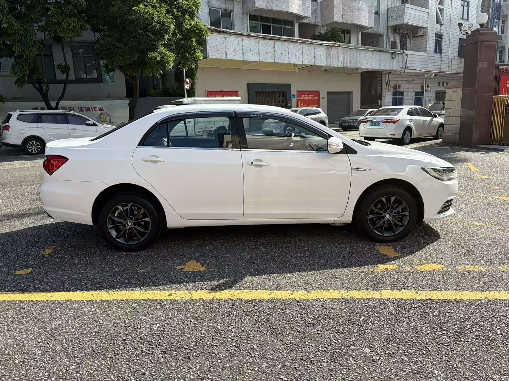 BYD Qin, 2020 4