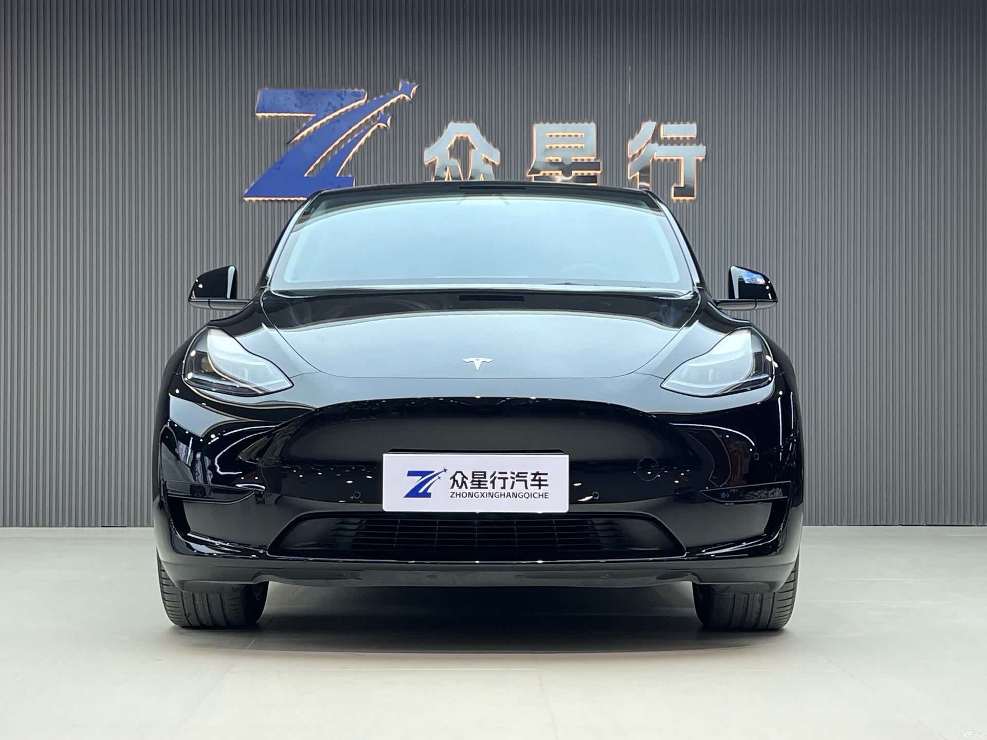 Tesla Model Y, 2022 2