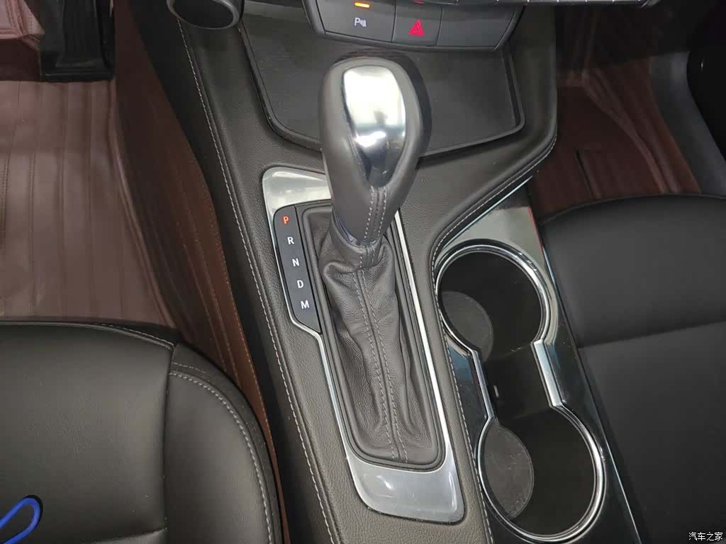 Cadillac CT4, 2022 10