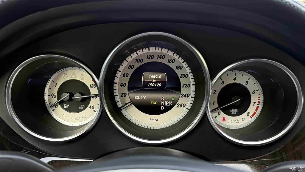 Mercedes-Benz CLS, 2015 20