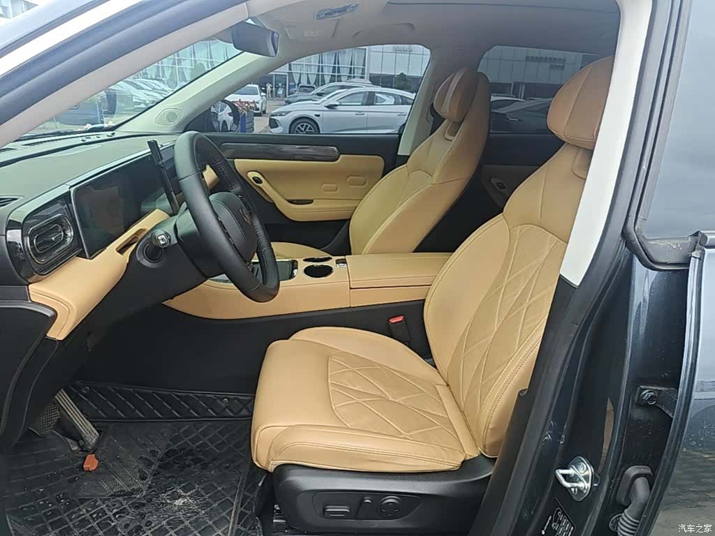 Leapmotor C11, 2025 15