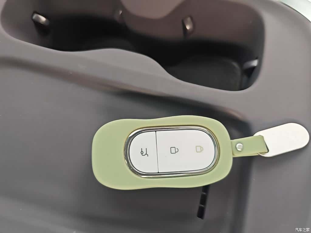 Leapmotor C16, 2026 9