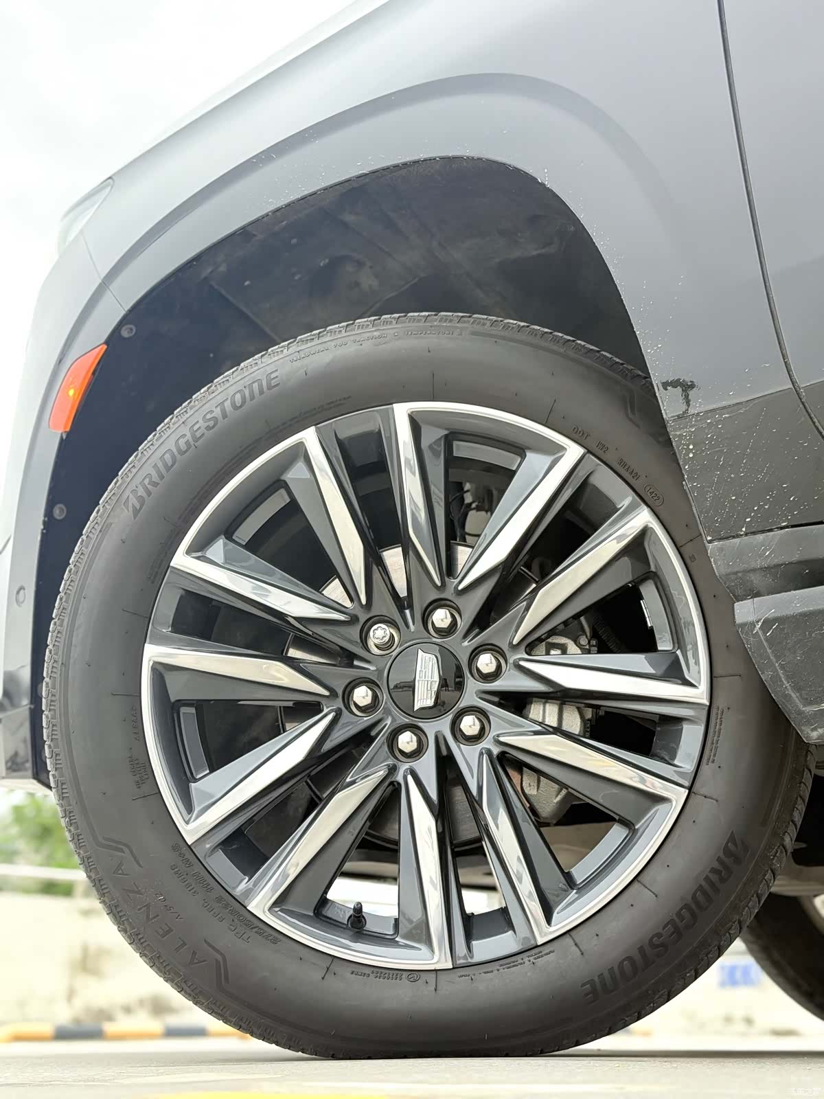 Cadillac Escalade, 2023 14