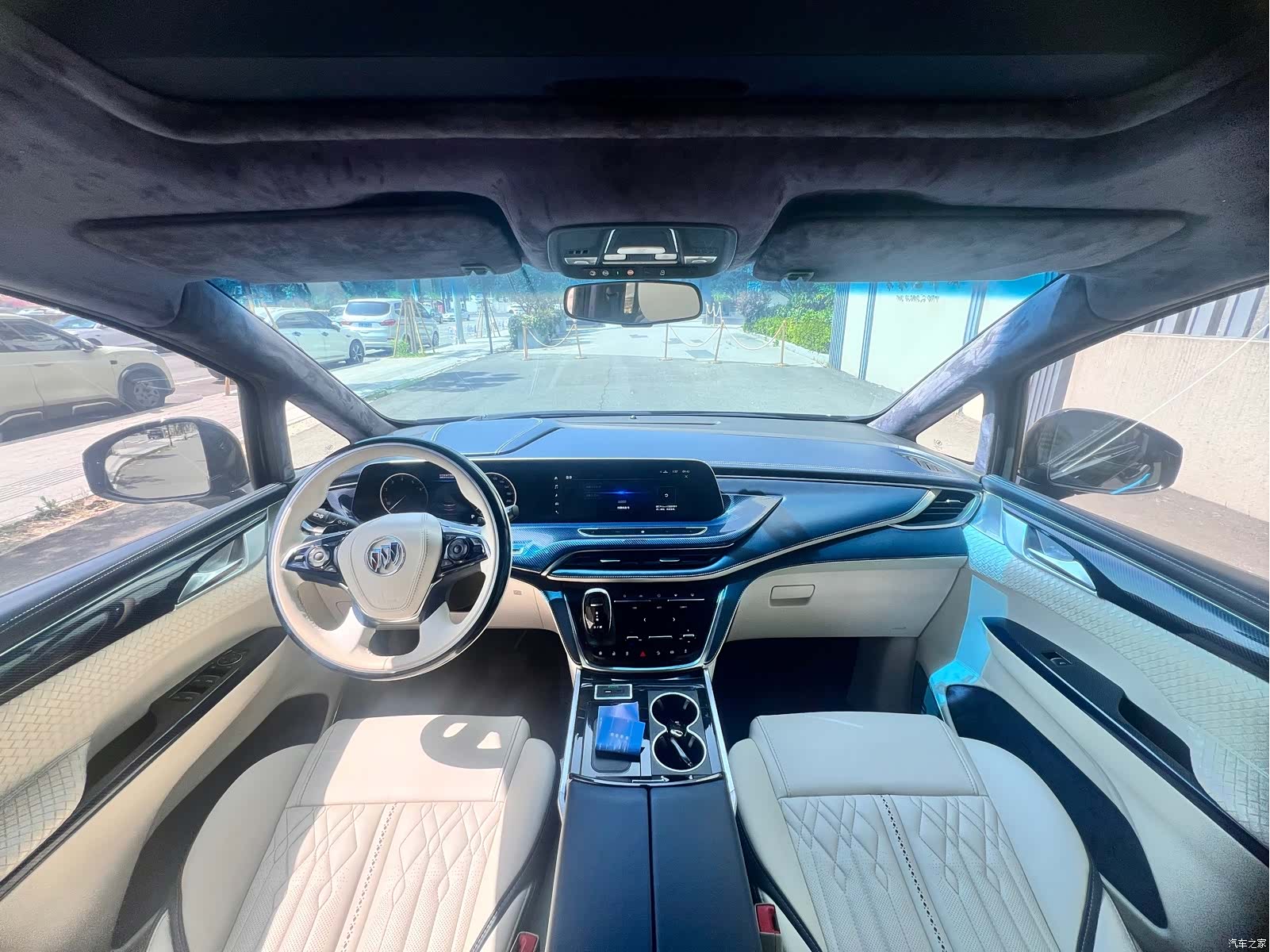 Buick GL8, 2021 9
