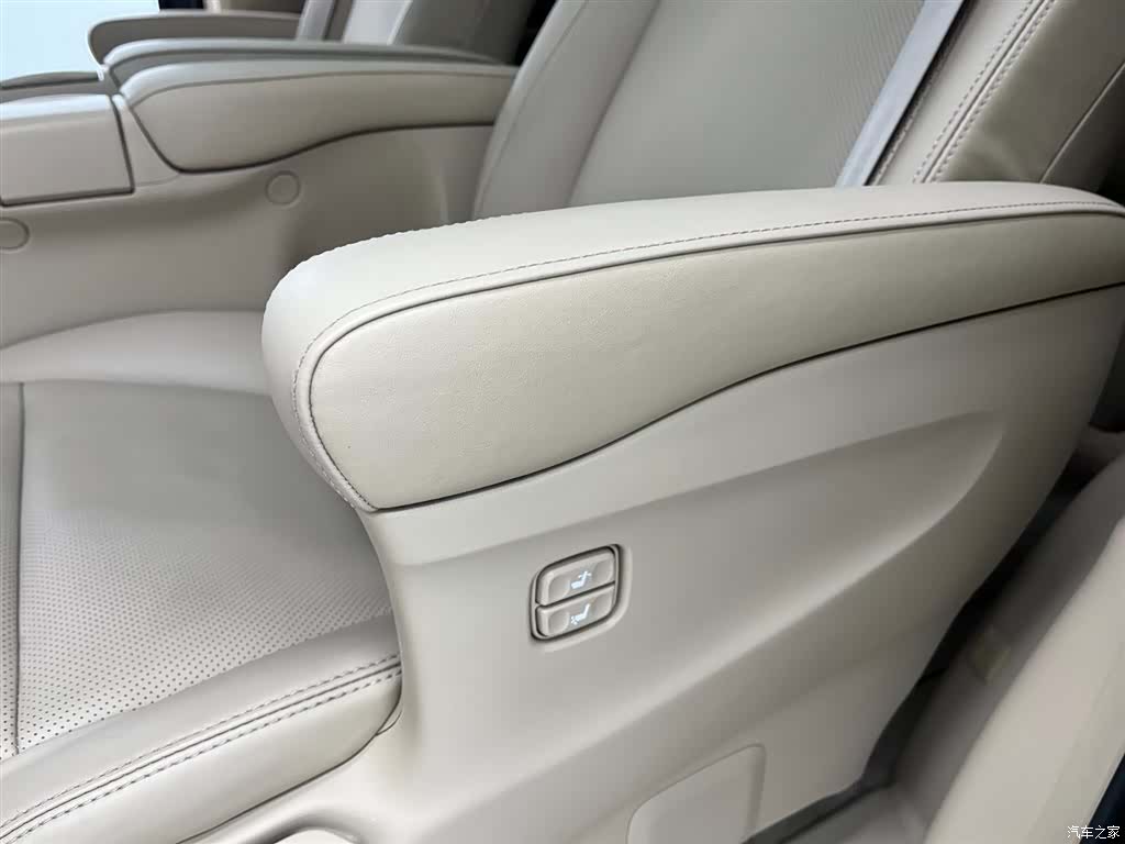 Toyota Alphard, 2011 20