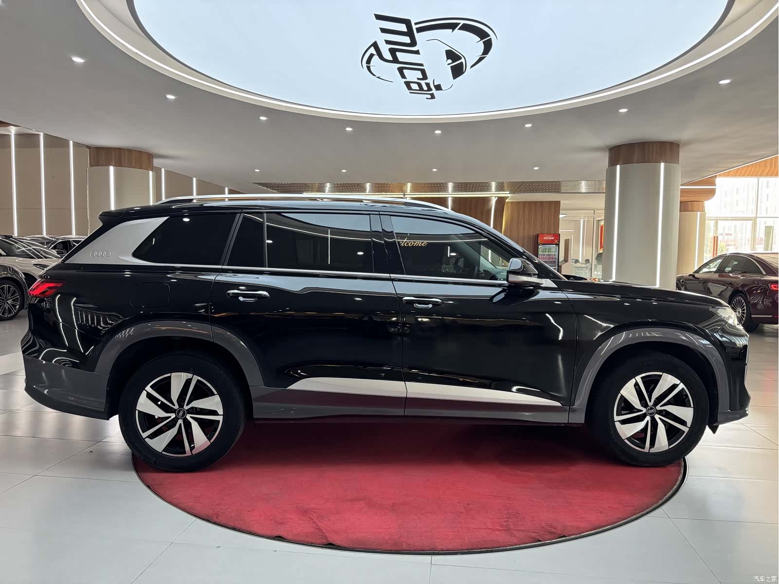 Audi Q6, 2023 4