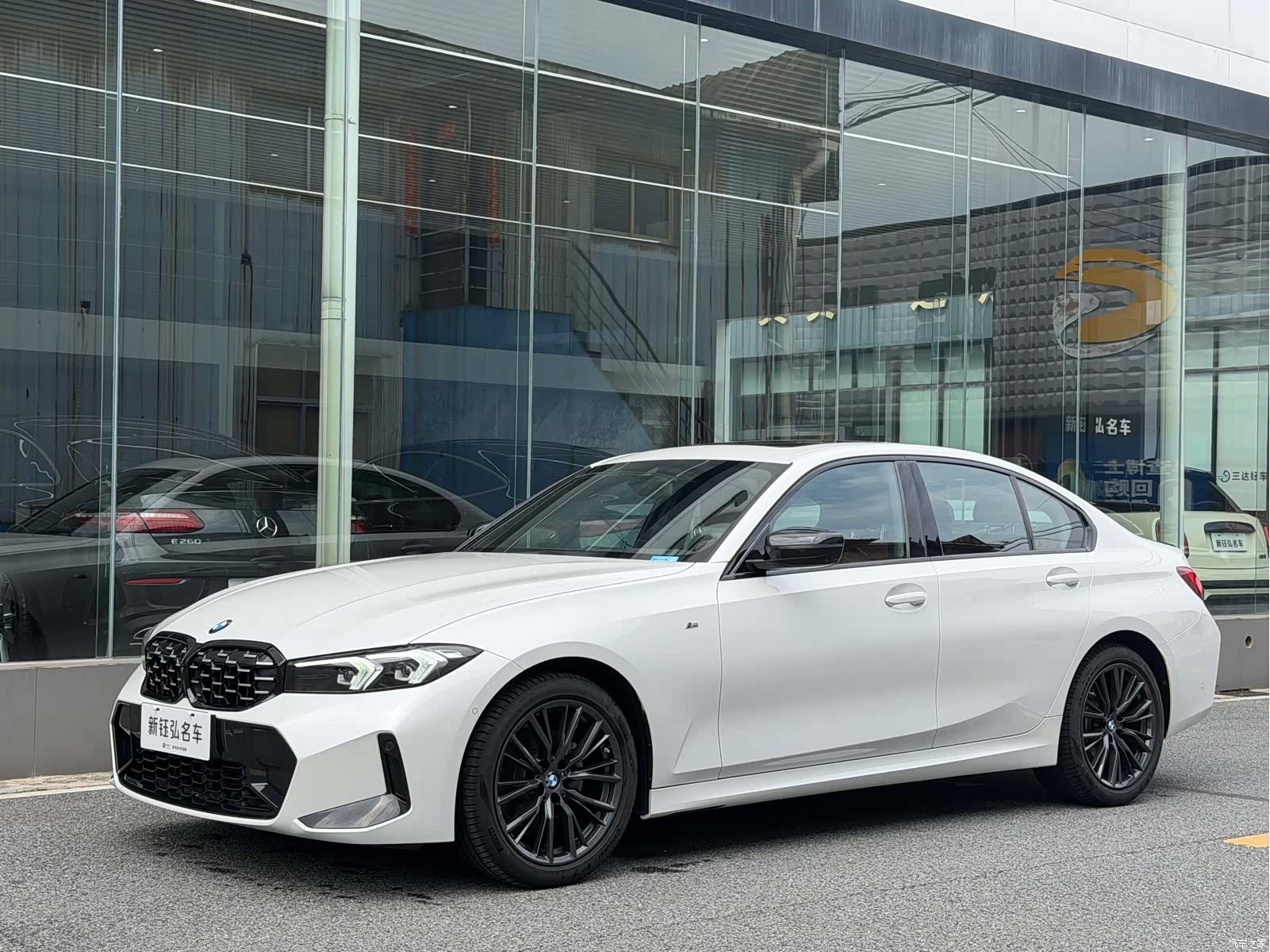 BMW 3 Series, 2025 1
