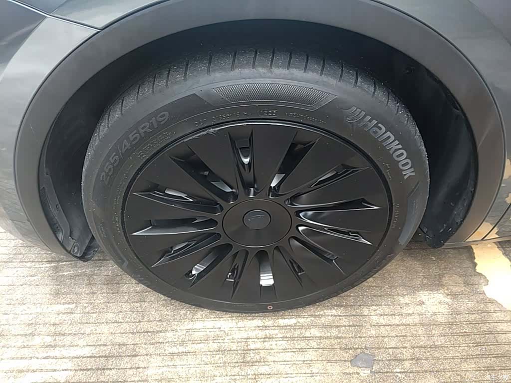 Tesla Model Y, 2021 23