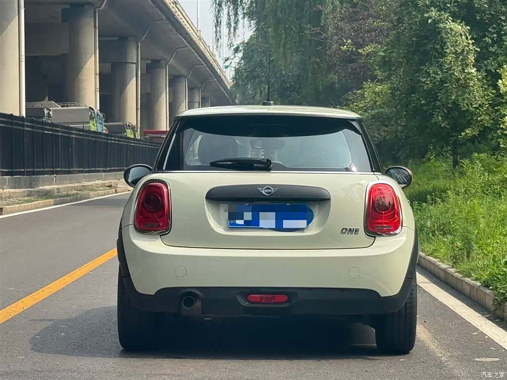 Mini ONE, 2020 8