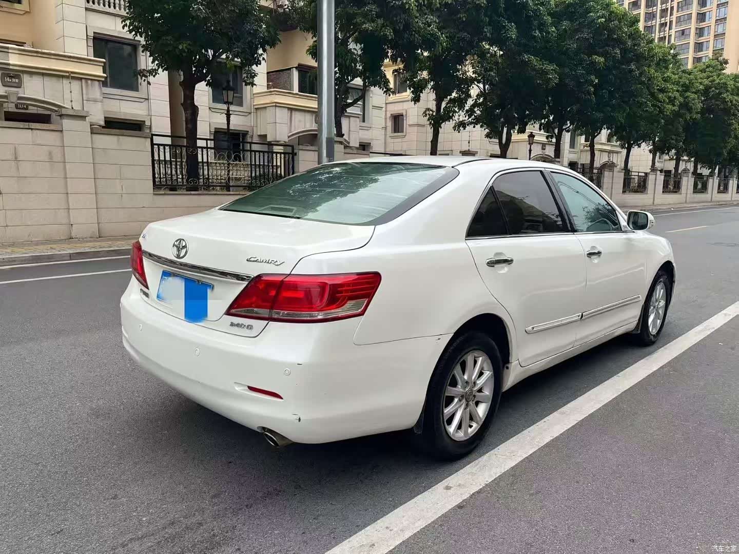 Toyota Camry, 2010 6