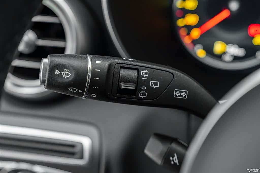 Mercedes-Benz C-Class, 2021 11