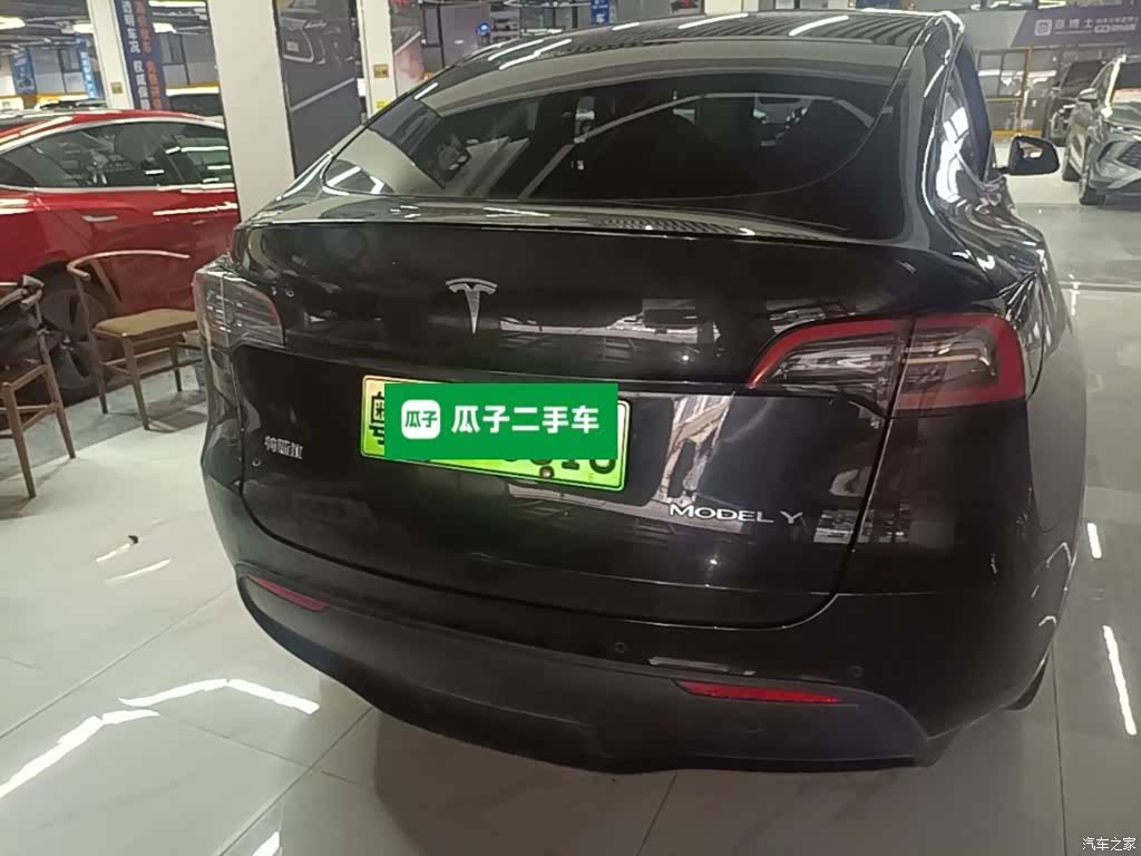 Tesla Model Y, 2022 6