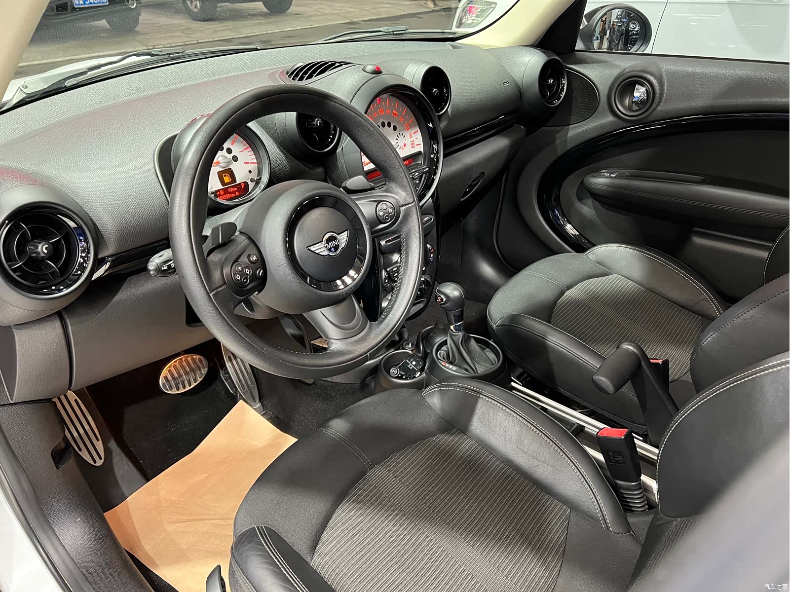 Mini Countryman, 2013 9