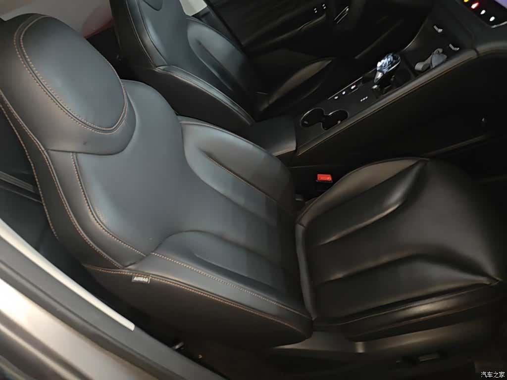 Roewe RX5, 2023 25