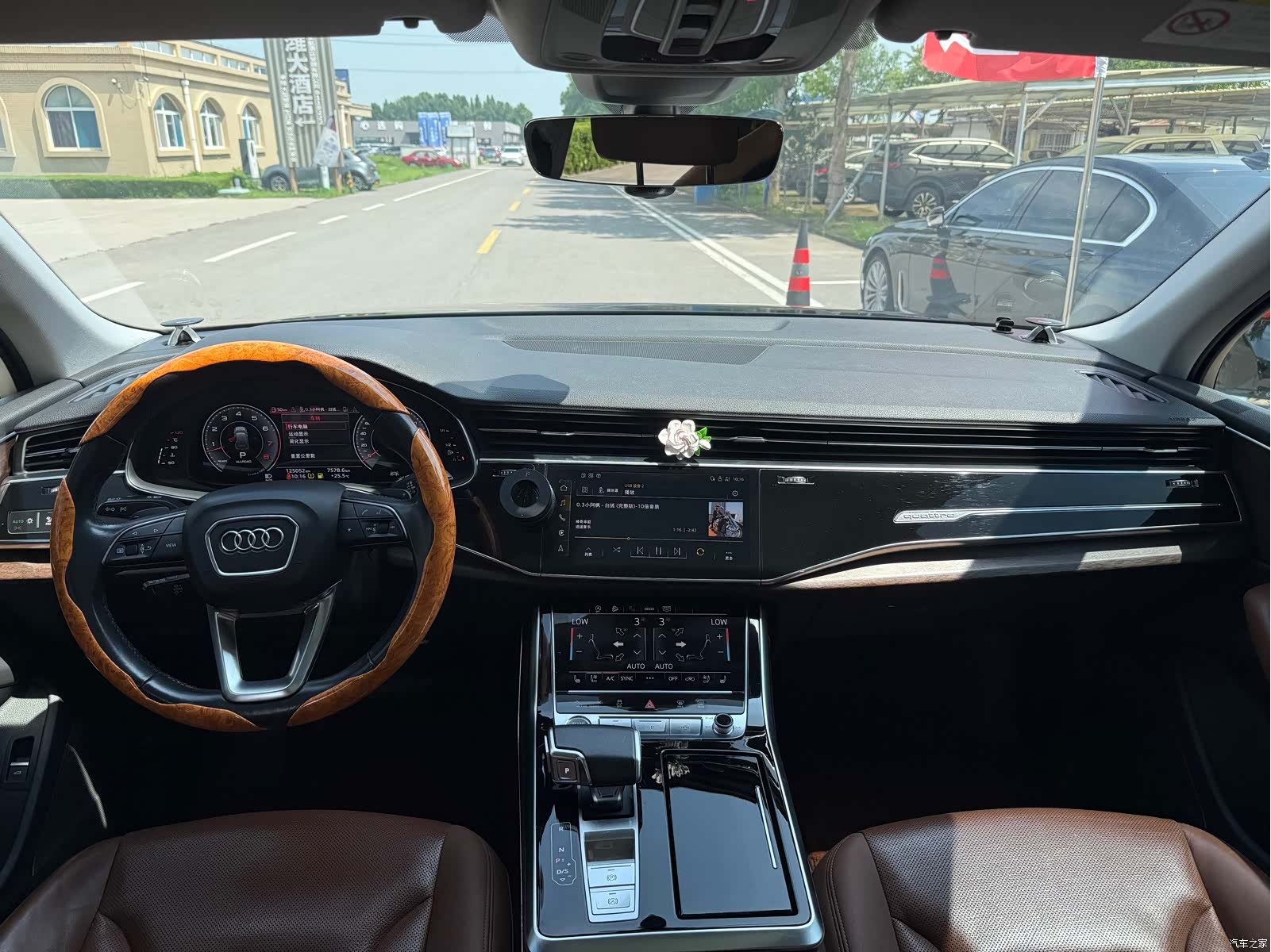 Audi Q7, 2021 8