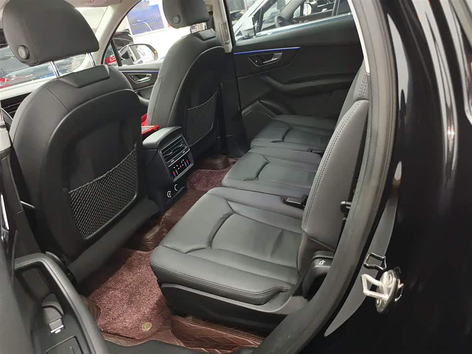 Audi Q7 Audi Q7