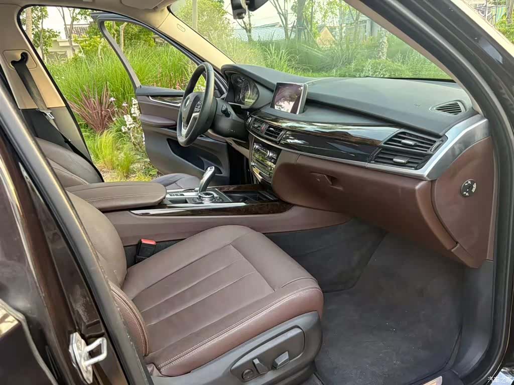 BMW X5, 2014 8