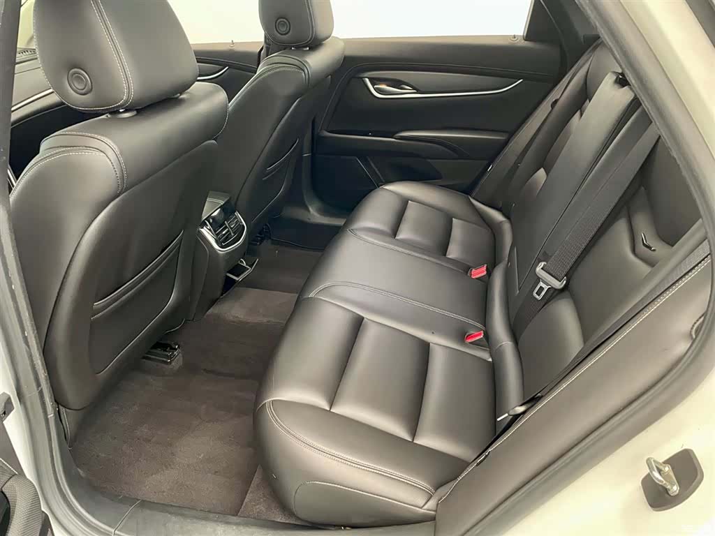 Cadillac XTS, 2019 7