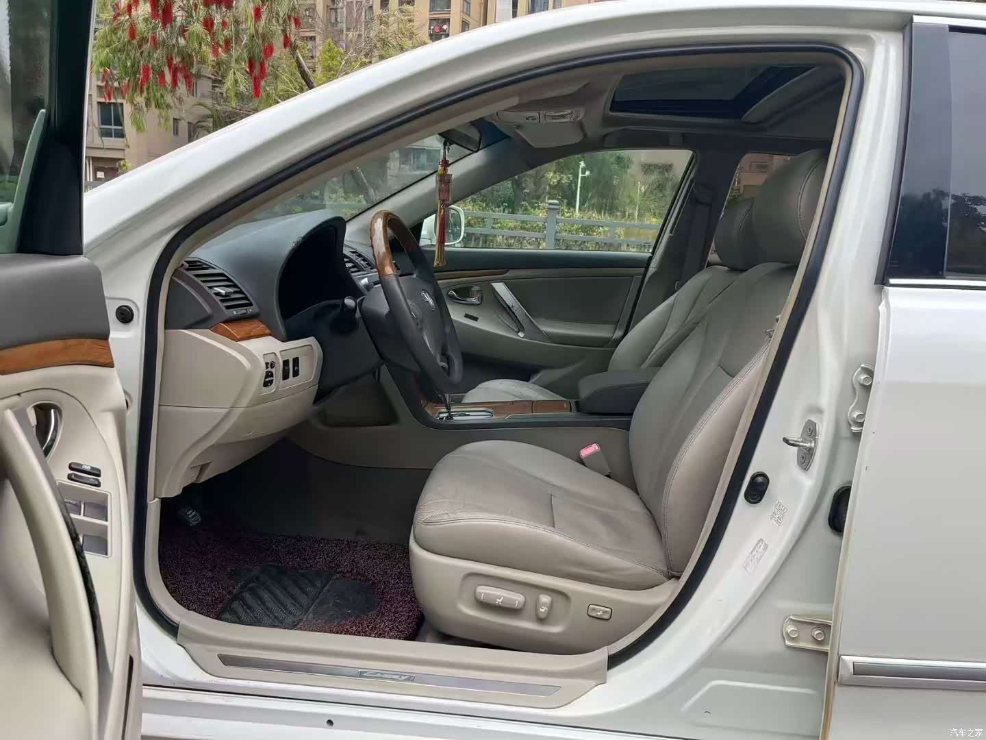 Toyota Camry, 2010 все фото