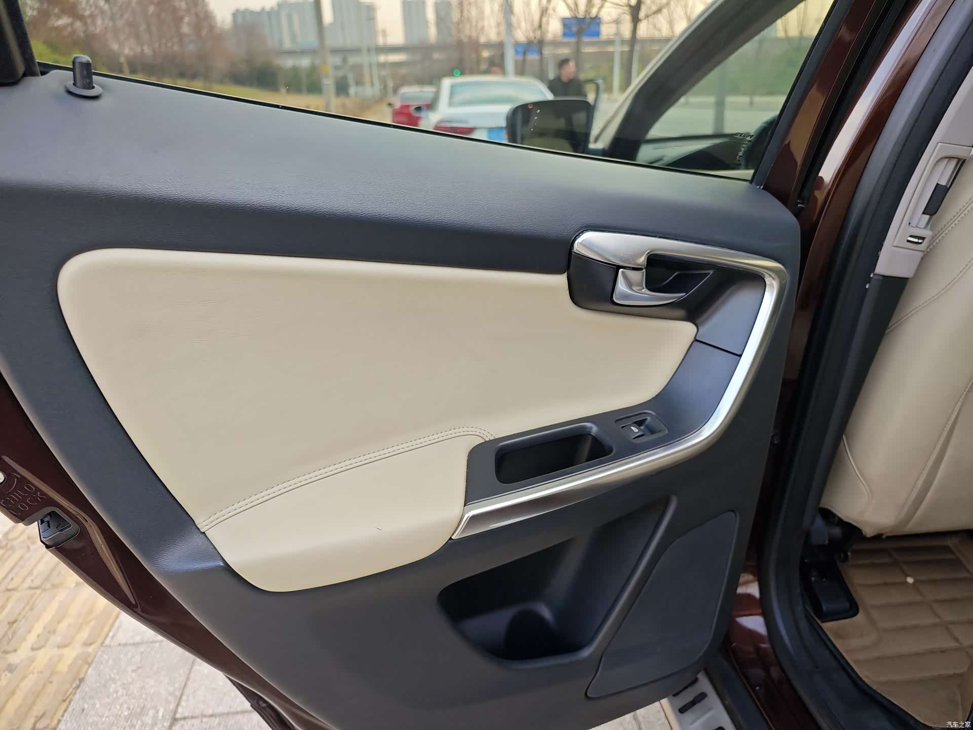 Volvo XC60, 2014 13