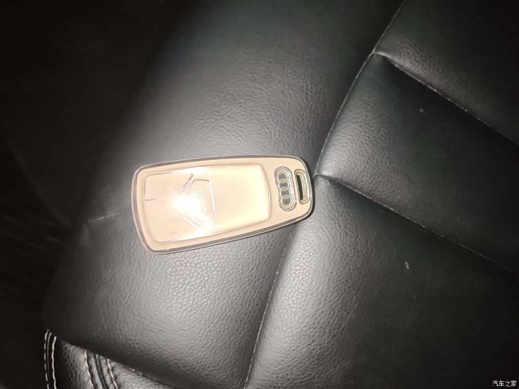 Audi A4L, 2018 9
