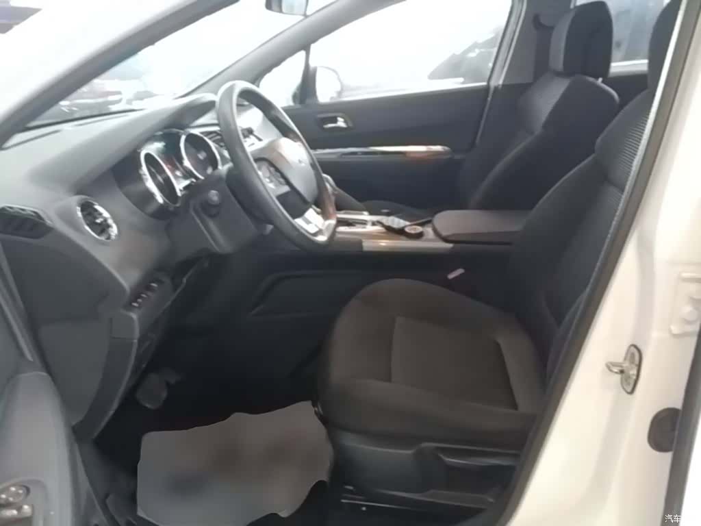 Peugeot 3008, 2017 15