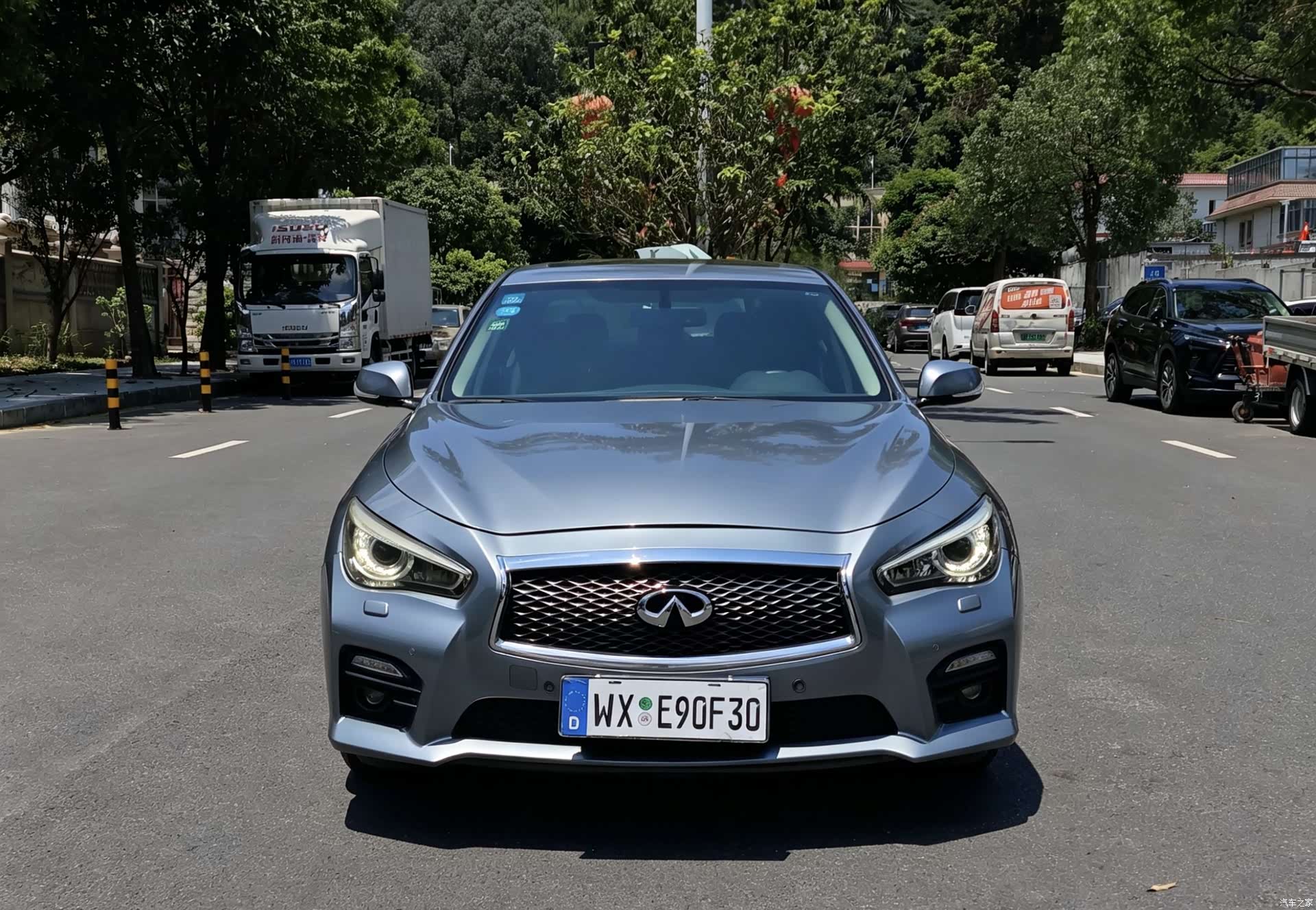 Infiniti Q50L, 2017 2