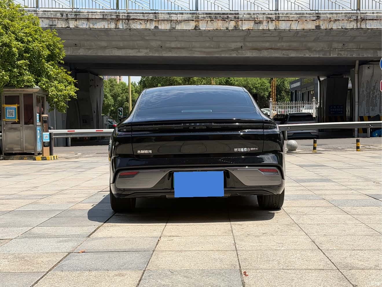 Geely 8, 2025 8
