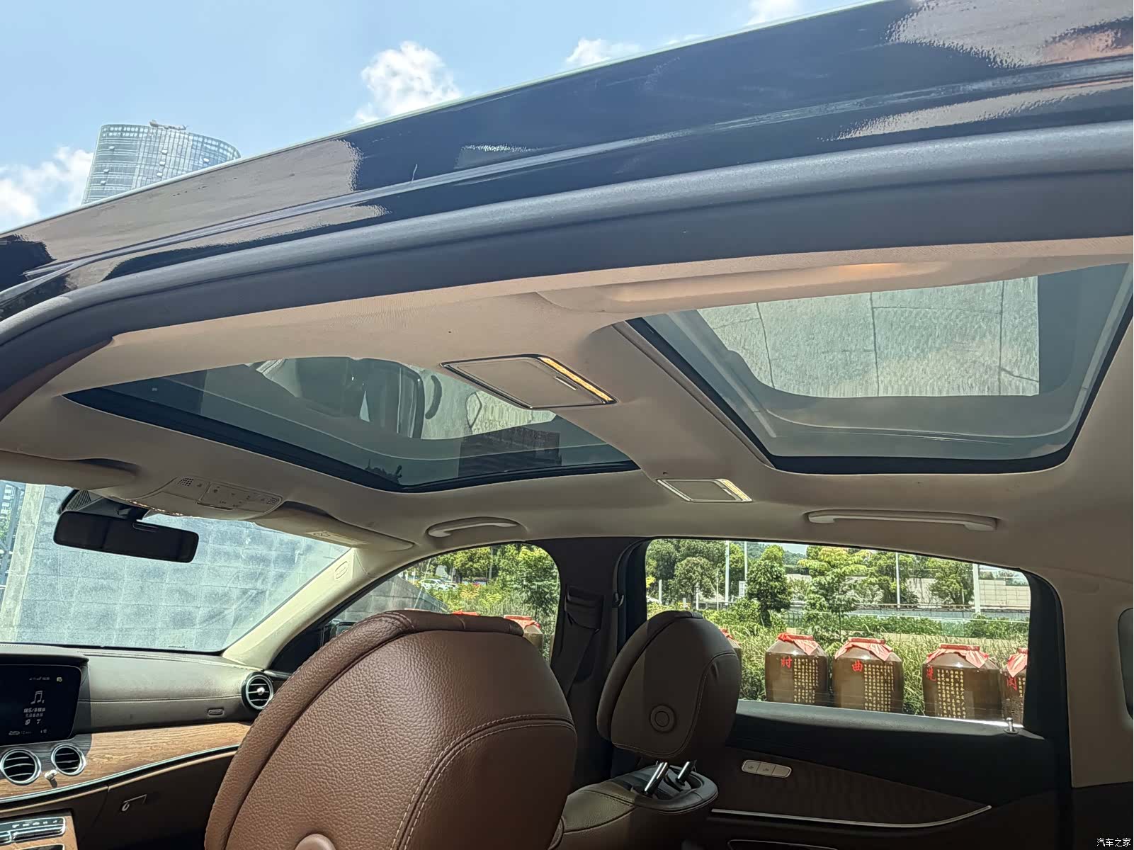 Mercedes-Benz E-Class, 2021 18
