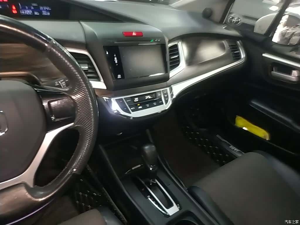 Honda Jade, 2018 13