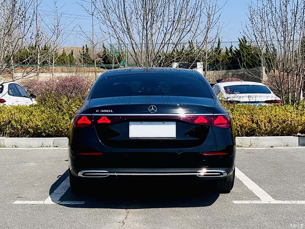 Mercedes-Benz E-Class, 2025 21