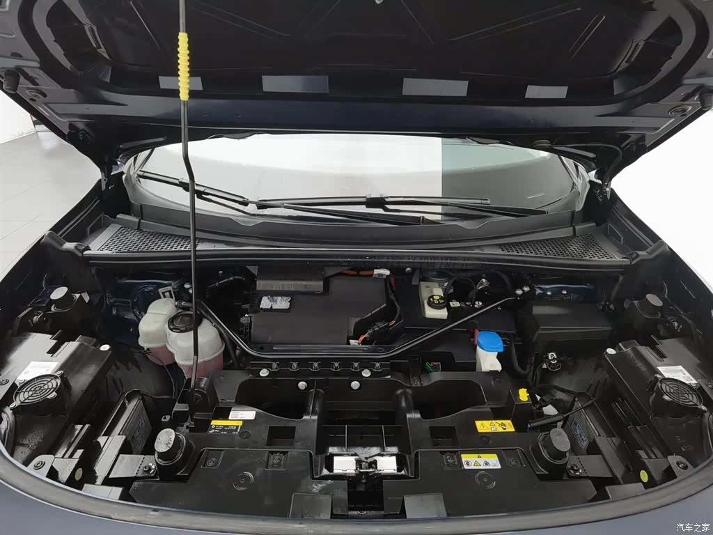 Volkswagen ID.6, 2022 6