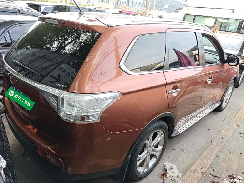 Mitsubishi Outlander, 2015 7