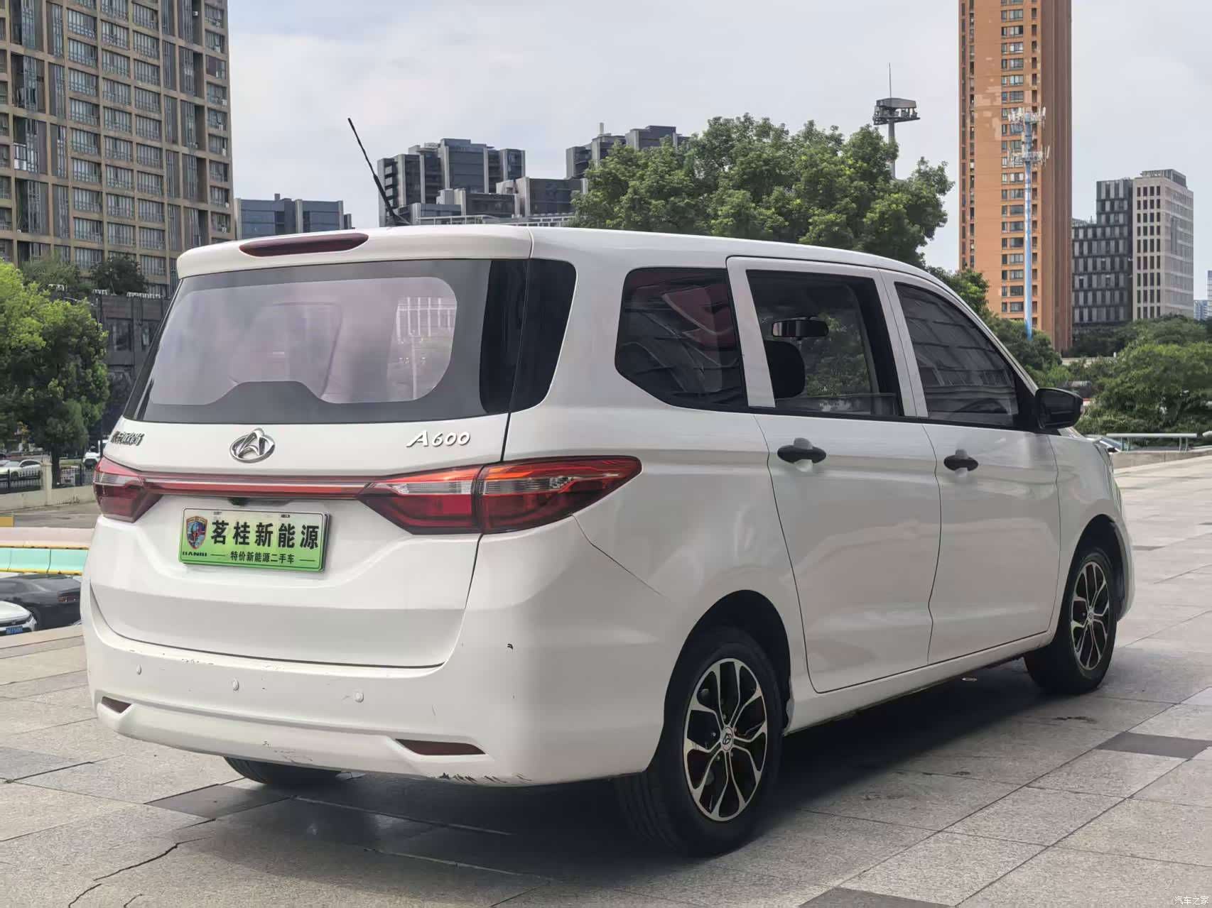 Changan A600EV, 2021 7