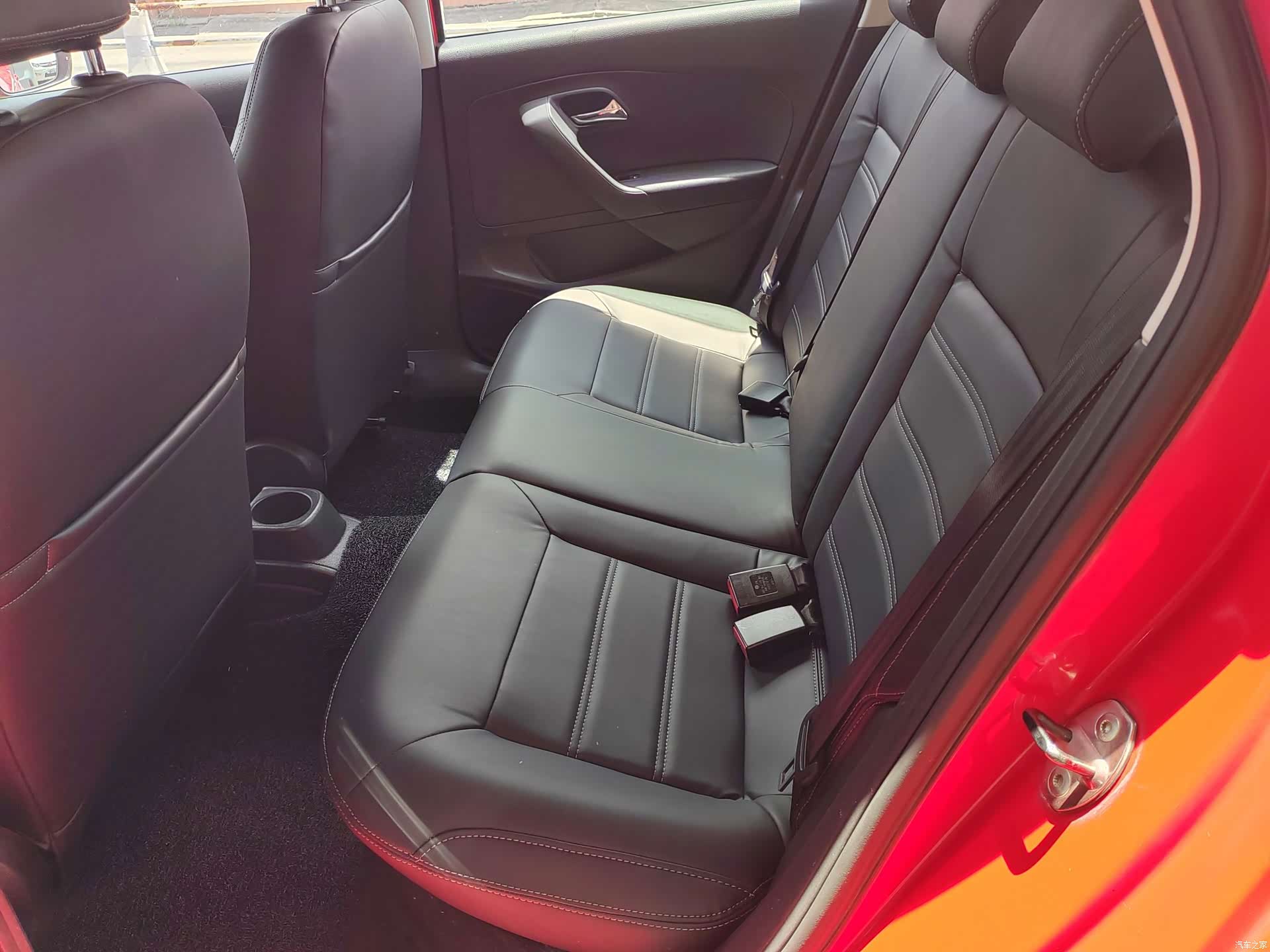 Volkswagen Polo, 2016 10