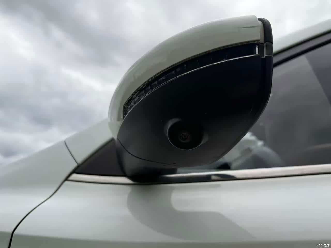 Roewe i5, 2020 16