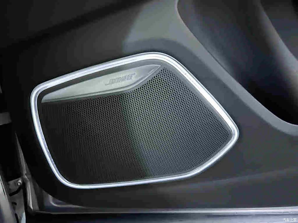 Audi Q3, 2013 11