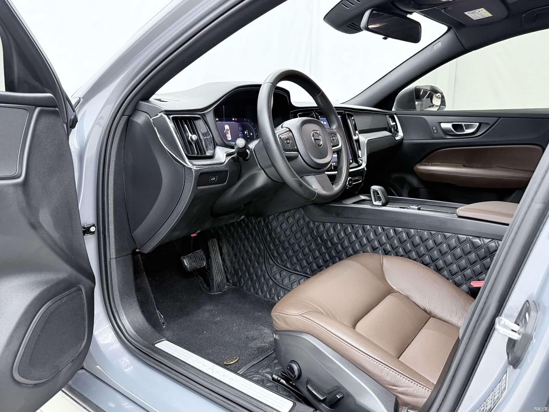 Volvo S60, 2023 13