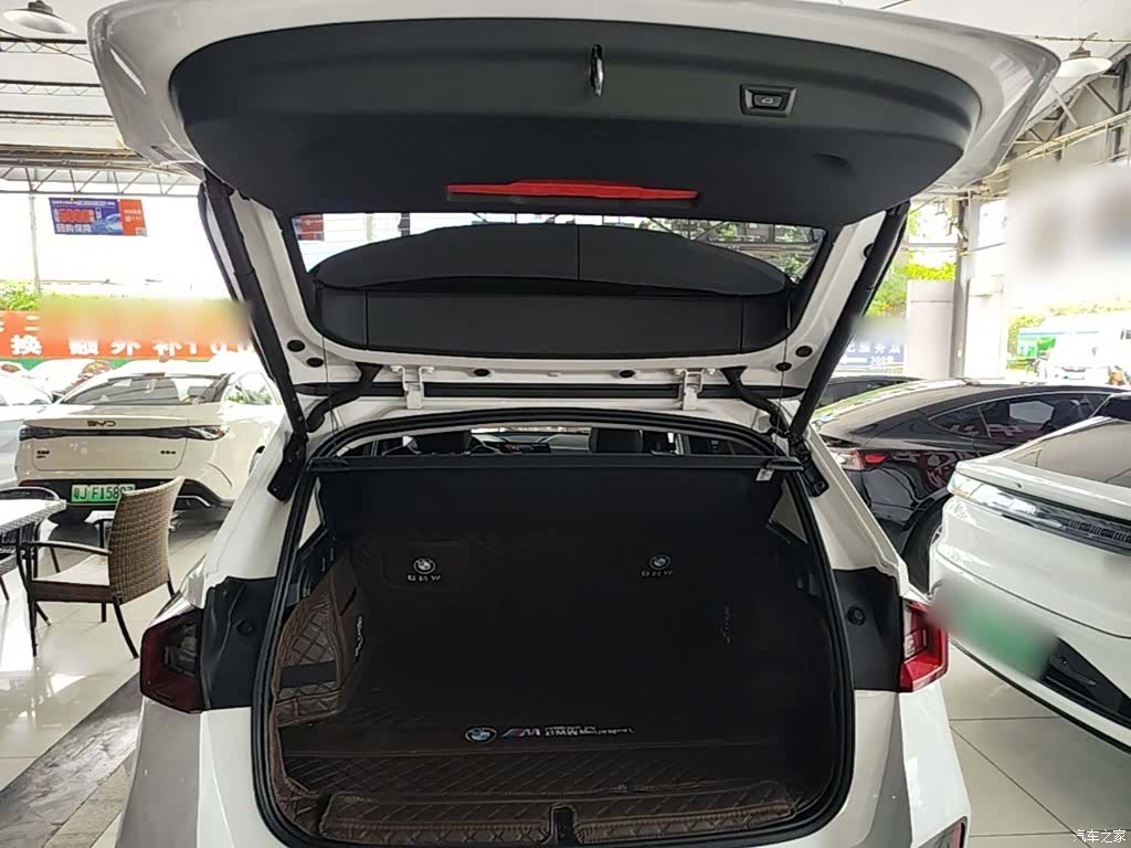 BMW iX1, 2025 19