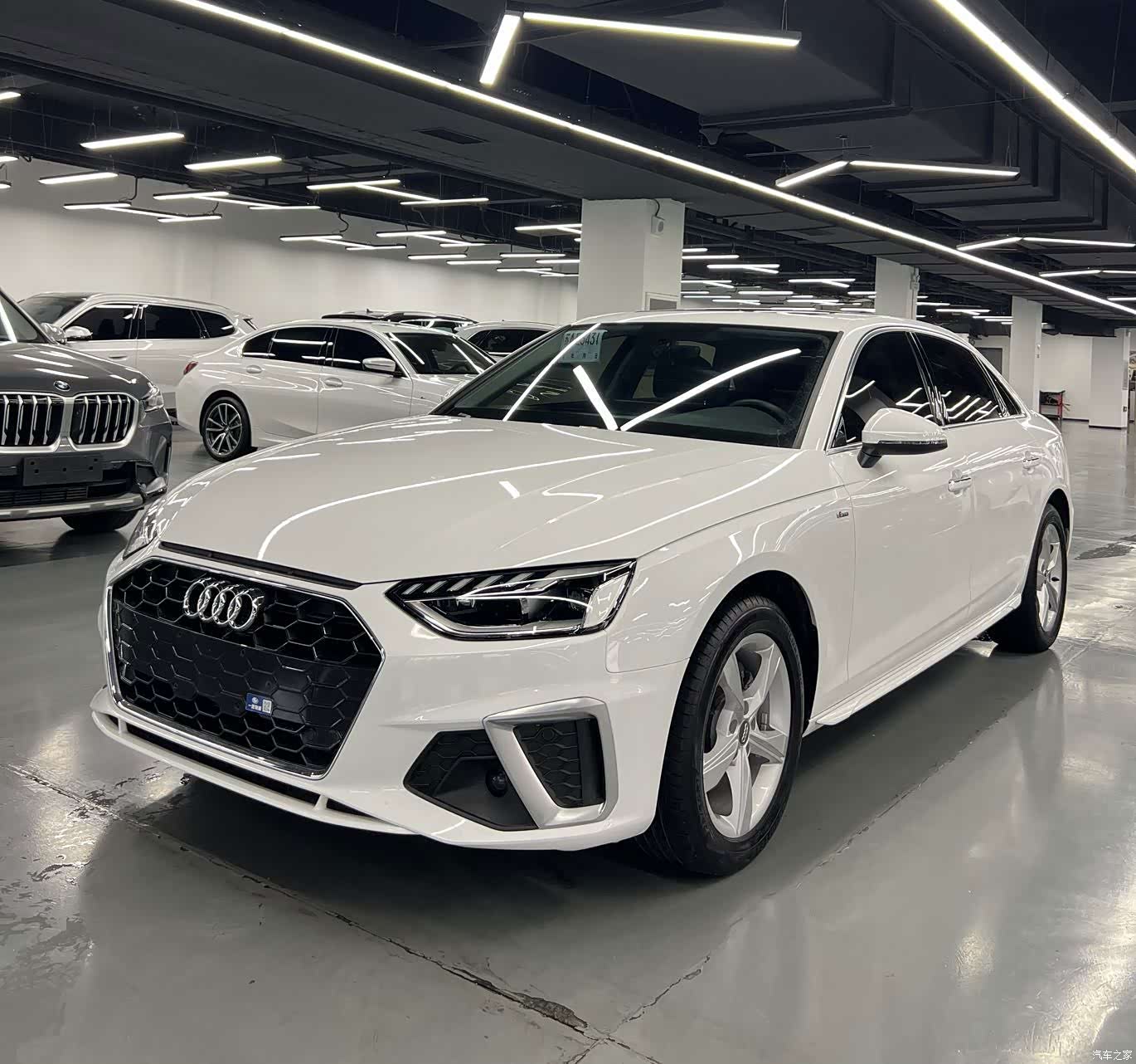 Audi A4L, 2021 1