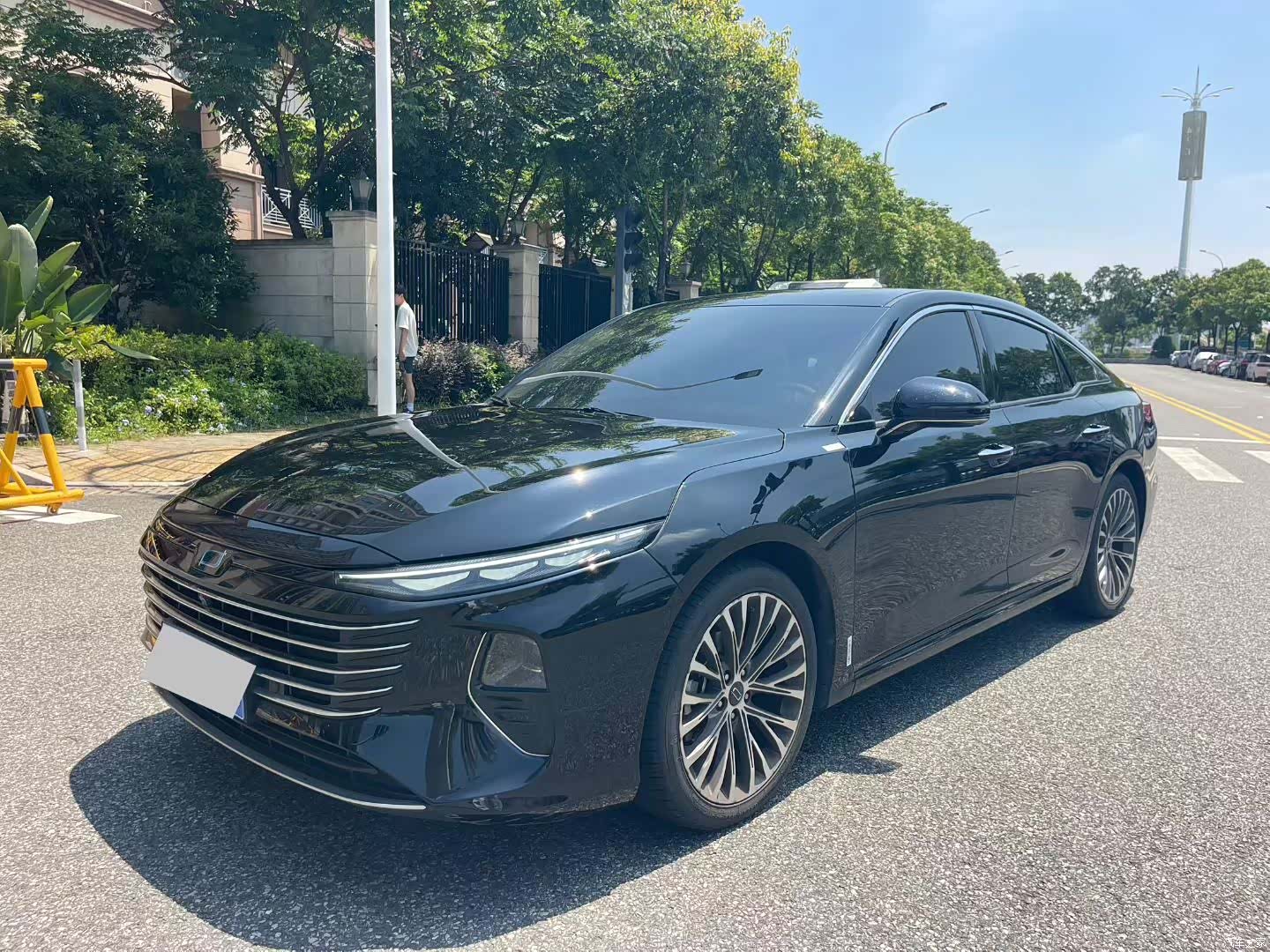 Bestune B70, 2025 1