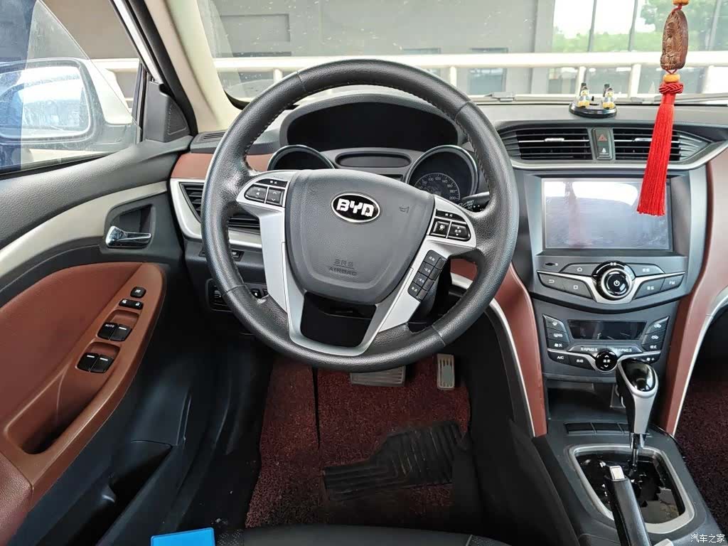 BYD G5, 2015 11