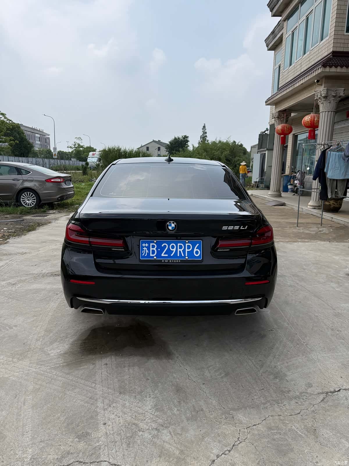 BMW 5 Series, 2022 4
