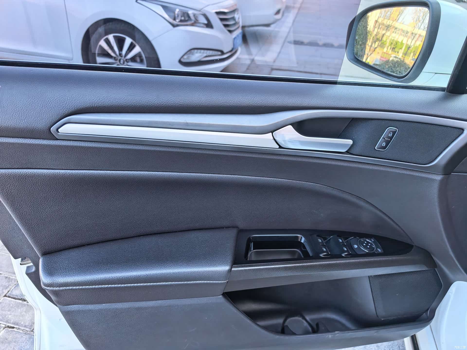 Ford Mondeo, 2016 10
