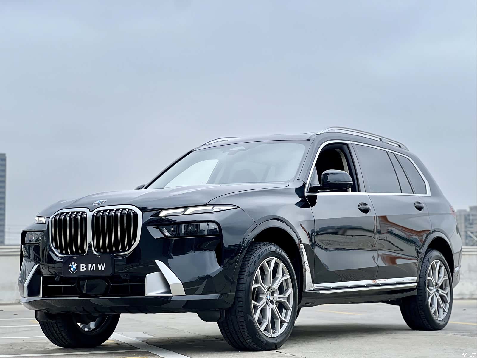 BMW X7, 2024 1
