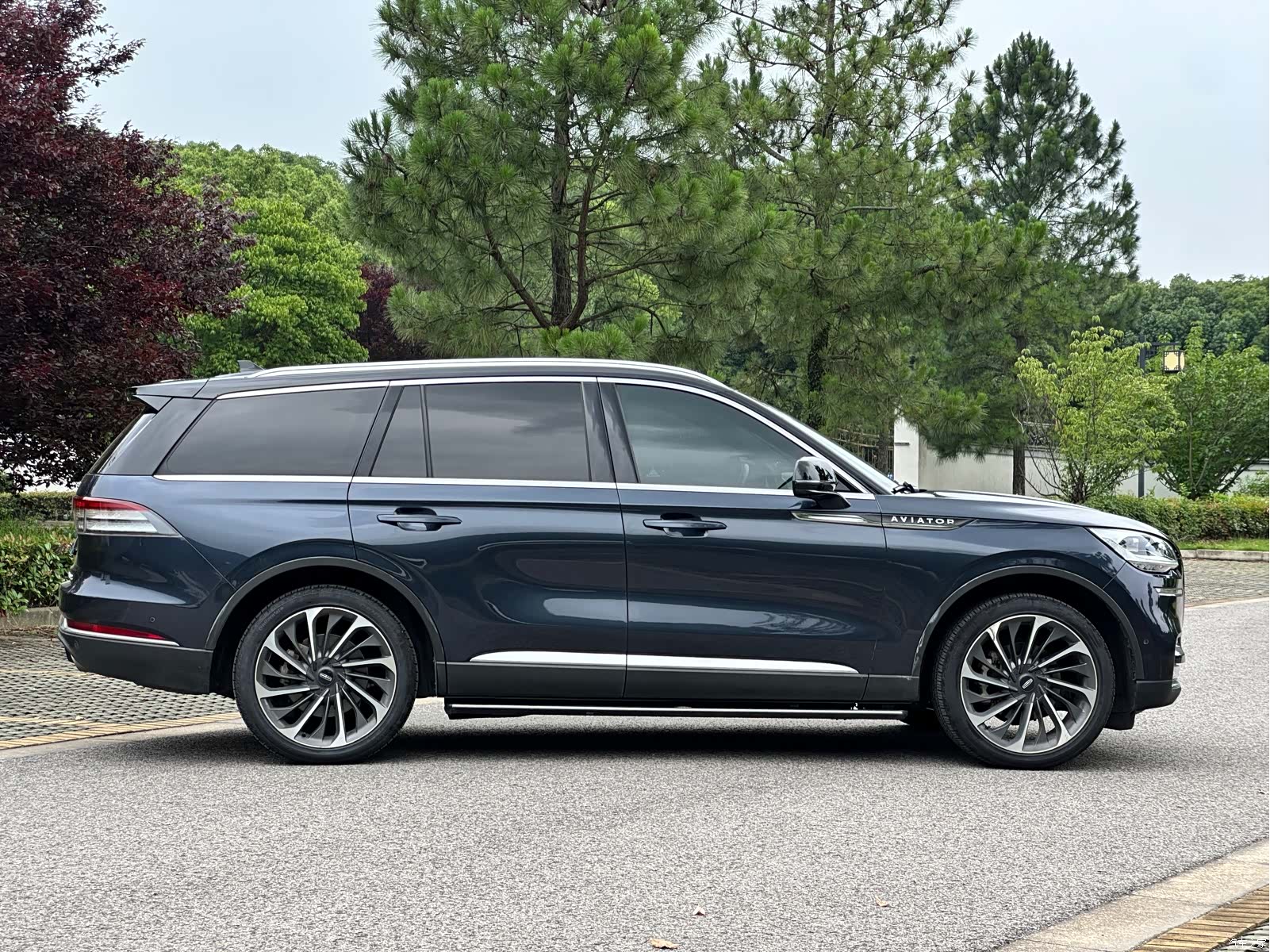 Lincoln Aviator, 2022 все фото